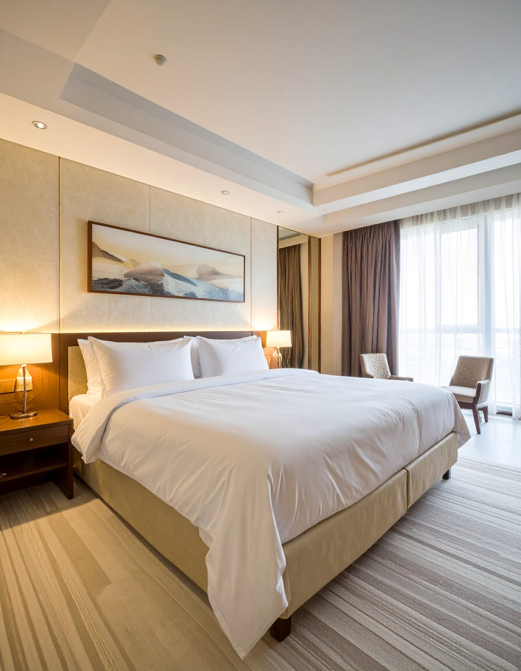 Hotel (होटल)